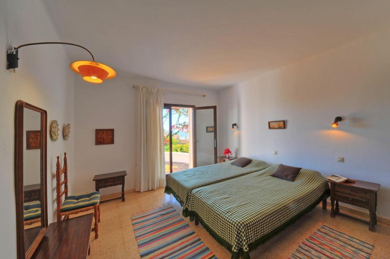 Villa Arkadia Porto Petro  Exterior photo